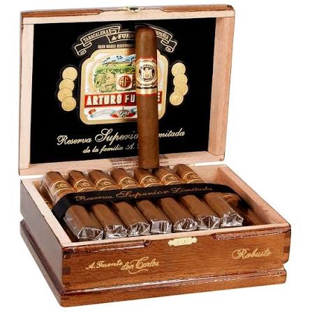 DON CARLOS ROBUSTO